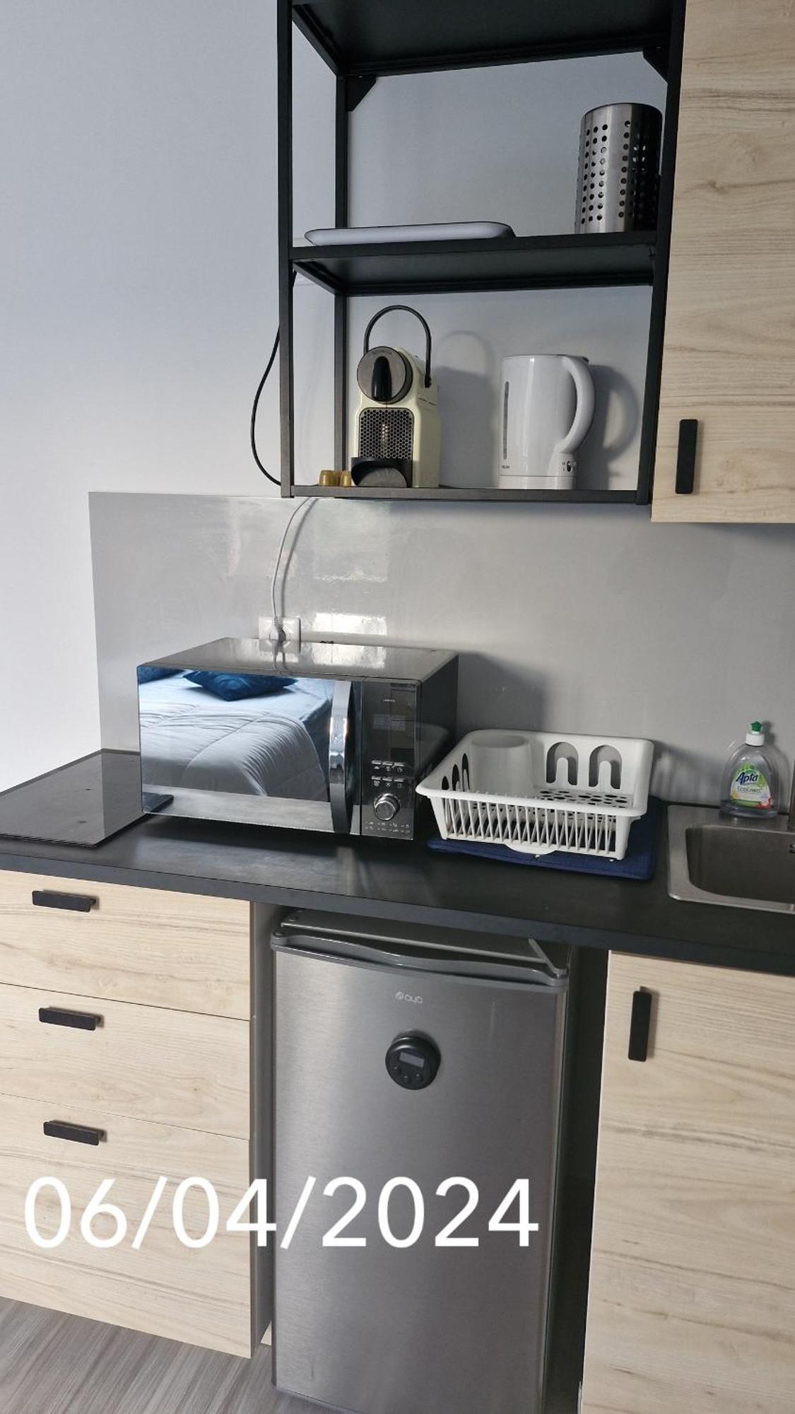 Studio Neuf Rocbaron ภายนอก รูปภาพ